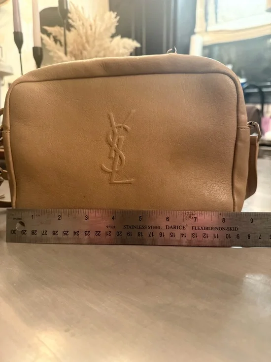 Saint Laurent Beige Leather Crossbody Lou Camera Bag with Tassel - Picture 5 of 9